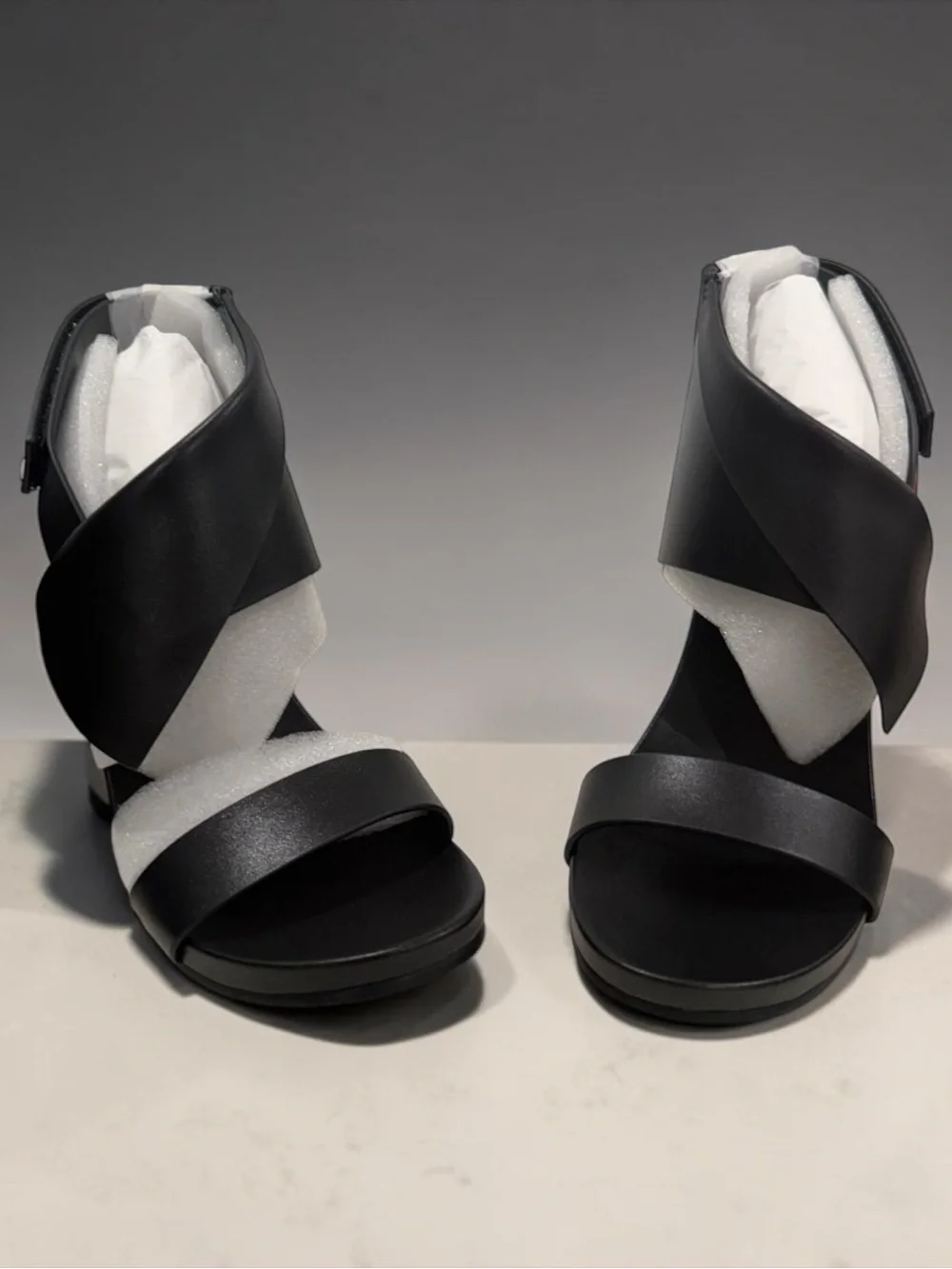 🔥NIB United Nude Earnz Polo Sandal 🔥